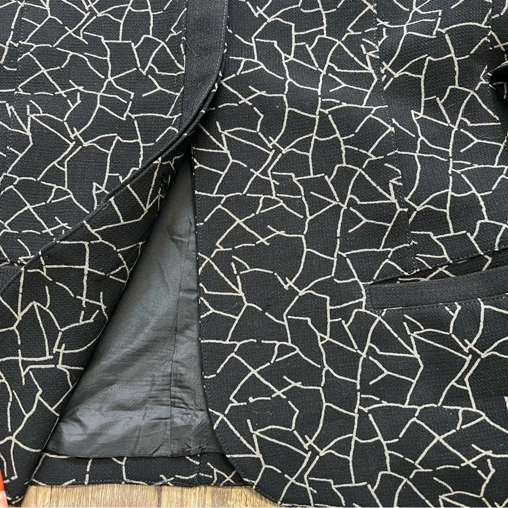 Gianni Versace Vtg Black White Wool Shearling Coat Button Jacket Retro Y2K 10